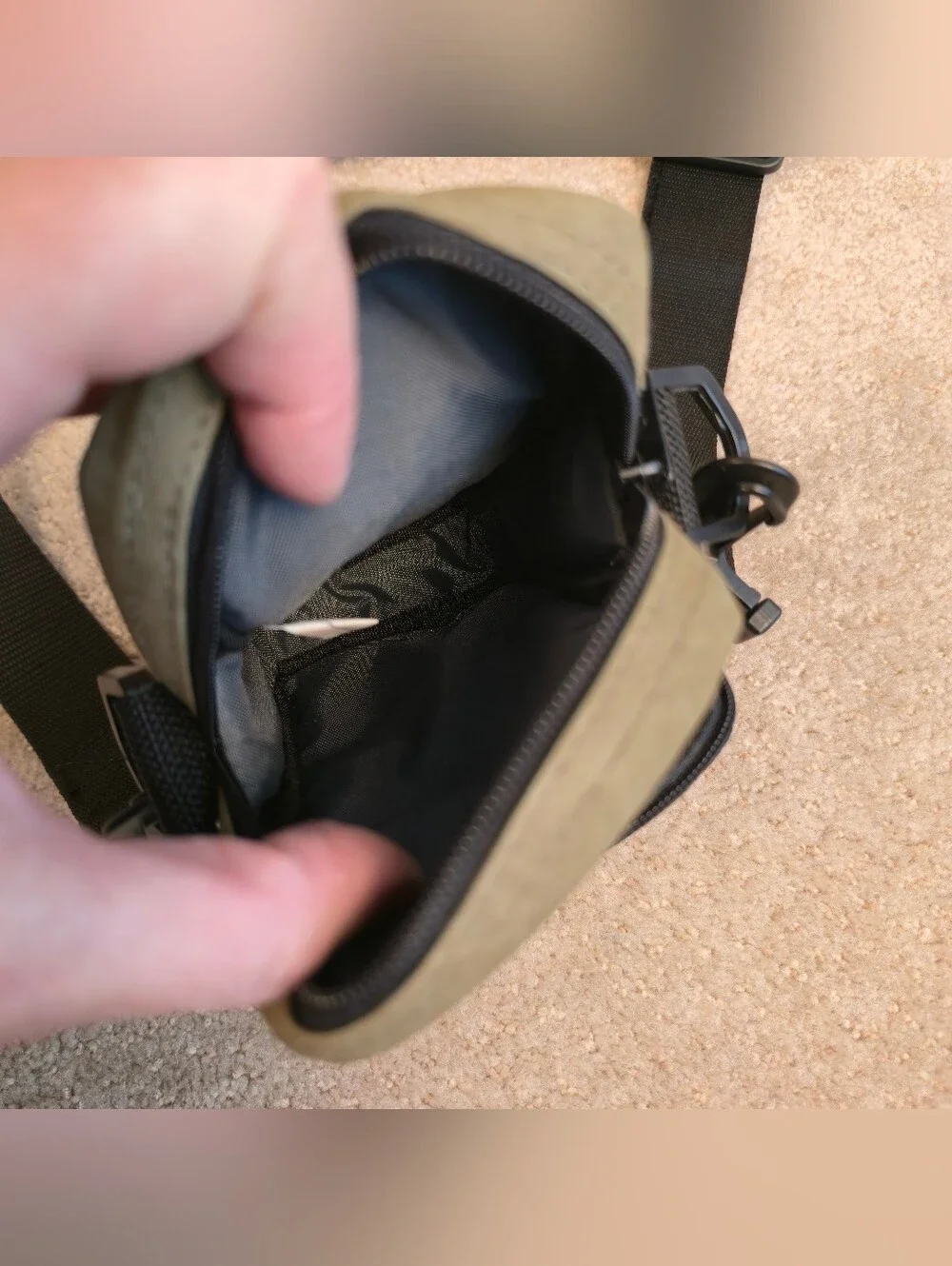 Olive green Samsonite camera pouch Iconic Classic